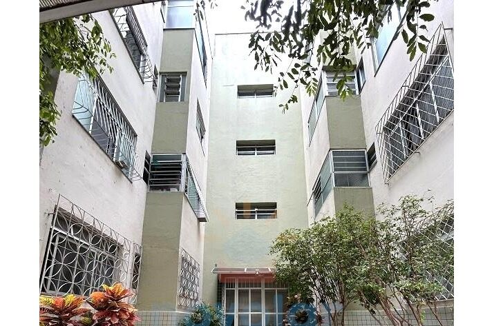 Apartamento 2 Quartos, armários, ótima localização, em Jardim da Penha!