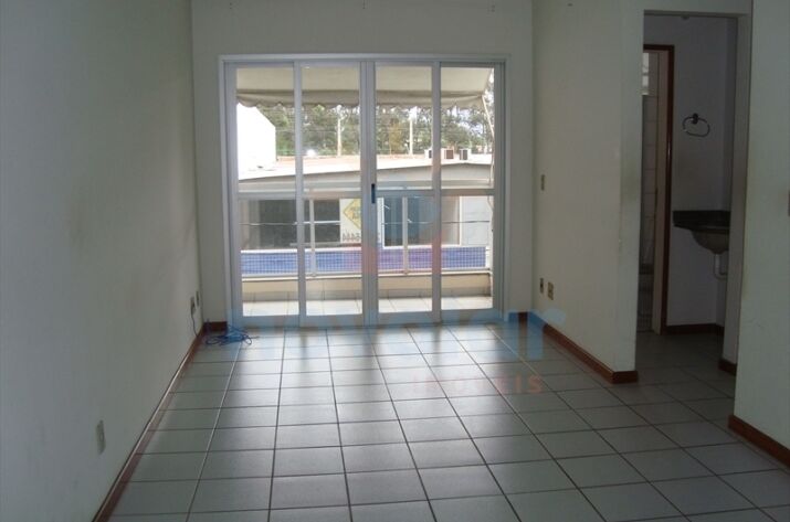 Exclusivo, apartamento de 02 quartos, elevador, varanda, em Jardim da Penha!