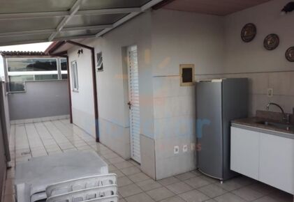 Excelente cobertura duplex de 04 quartos, segunda quadra do mar em Jardim da Penha