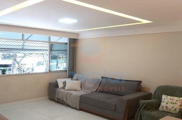 Excelente apartamento de três quartos sendo um closet, frente, elevador em Jardim da Penha!